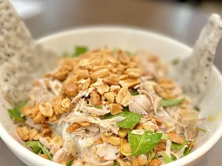 Ngu Binh Restaurant 