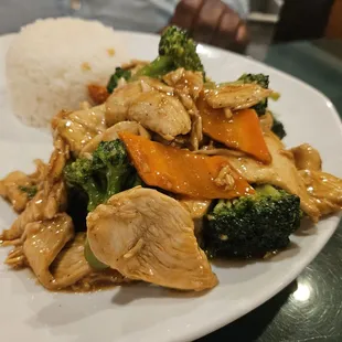 Chicken With Broccoli