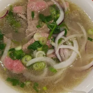 Pho Tai ( Medium beef pho)