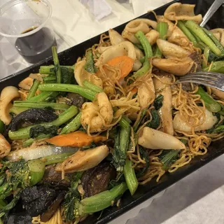 Seafood Chow Mein
