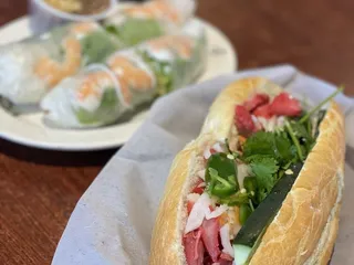 Huong Lan Sandwiches