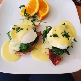 Eggs Benedict with Spinach and Bacon