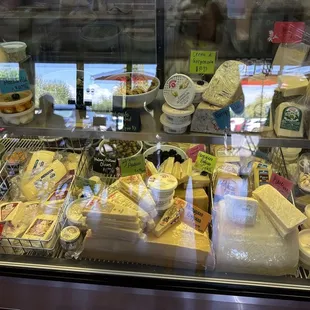 Whole deli with imports from Italy!