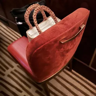 Purse chair