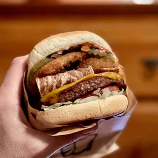 Nice Bacon Burger with added mushrooms and onion rings. Delicious!