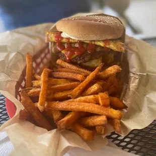BREAKFAST BURGER