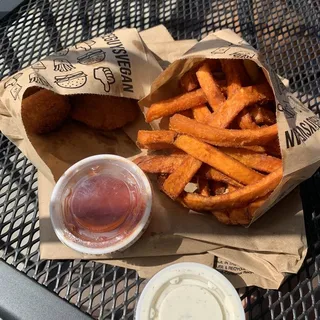 CHICKEN NUGGETS - 6PC