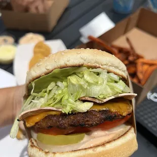CALI burger