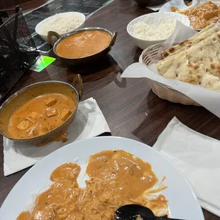 Butter Chicken Masala, paneer Paneer Tikka Butter Masala, Butter Naan