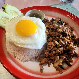 Kra Prao Moo Sub Kai Dao