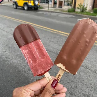 Banana cream dipped in milk chocolate &amp; strawberry mint dipped in dark chocolate