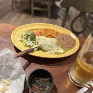 Chicken with poblano sauce