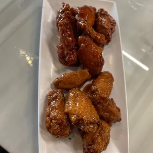 fried chicken wings, chicken, poultry, chicken wings and fried chicken, bbq wings, food, chicken wings, bbq chicken, fried chicken