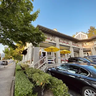 a car parked in front of a building