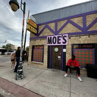 Moe&apos;s Tavern Popup