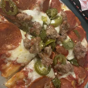 Individual Pep.Sausage.Jalapeño