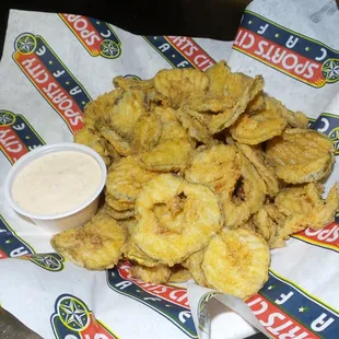 food, fried chicken, fried chicken wings, chicken wings and fried chicken, chicken wings, bbq wings, chicken, poultry, bbq chicken