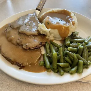 Love going to Nick's there food is always very good the people are very pleasant it's friendly and clean