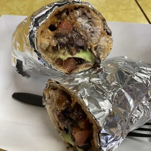 Steak burrito with avocado and sour cream - very tasty!