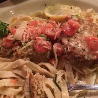 Fettuccine Alfredo