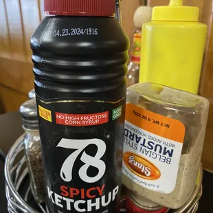 Spicy ketchup is good!