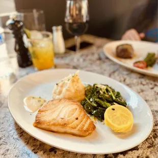 grilled fish, seafood, food, grilled seafood, fish