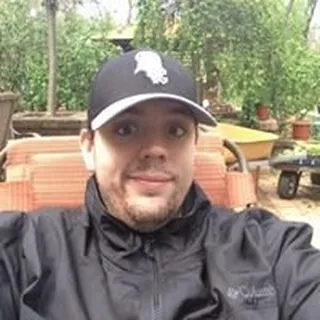 Alex H.