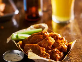 Wings Tavern & Grille