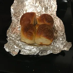 2 Bread rolls  with salad order