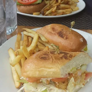 Jumbo Lump Crab Cake Sandwich