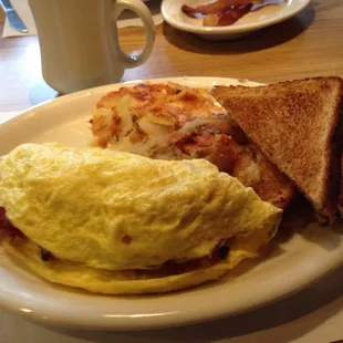 Pastrami &amp; Corned Beef Omelet