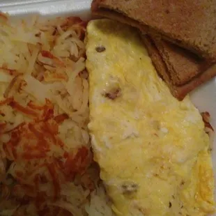 The club omelette and hash browns.