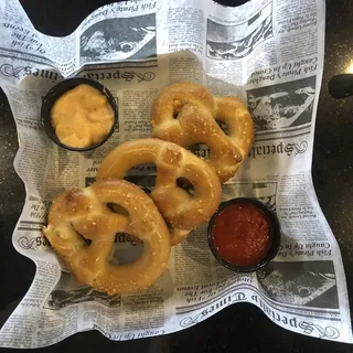 Pretzels & Beer Cheese