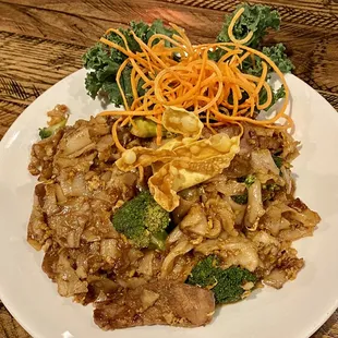 Phad see eaw