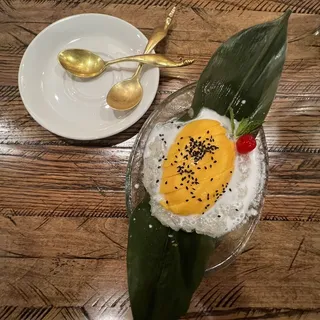 Sticky Rice Mango (Seasonal)