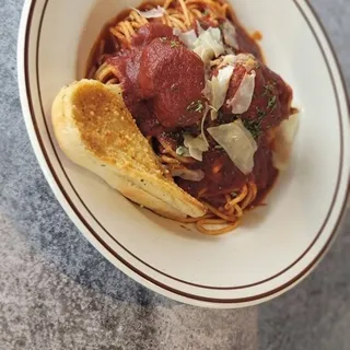 Kids Spaghetti with Meatball
