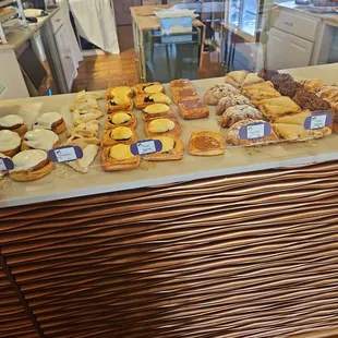 donuts, food, dough desserts