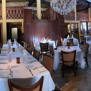 Nicola&apos;s new Garden chandeliers match our new main dining room chandelier!