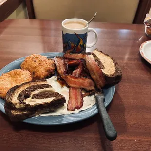 Smokehouse Breakfast Platter