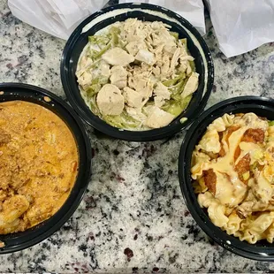 Gnocchi bolognese, Build your pasta (spinach fettuccine, Alberto sauce &amp; rosemary chicken) &amp; Buffalo chicken Mac