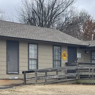 Entrance and access ramp