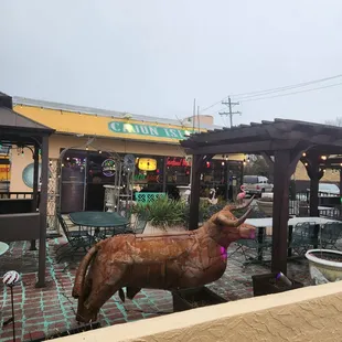 a statue of a bull
