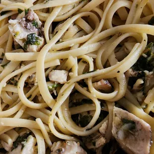 Linguine Chicken Pesto