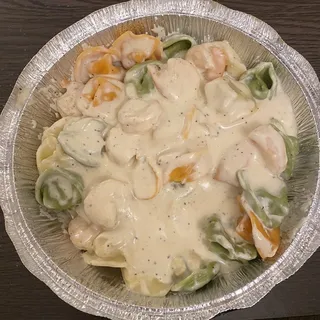 Tricolor Tortellini