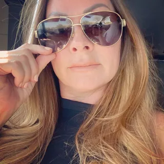 Raechelle S.