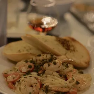 Dinner Is served Shrimp Scampi pasta *4/2/22