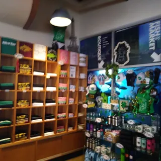 Poke Bowl* (Sold in the Fish Market only)