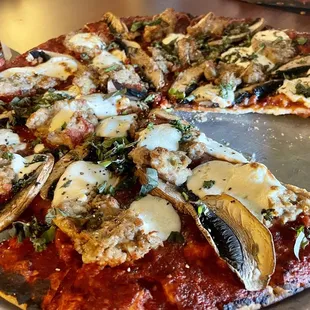 14" The Magnificient Portobello w/ Sausage