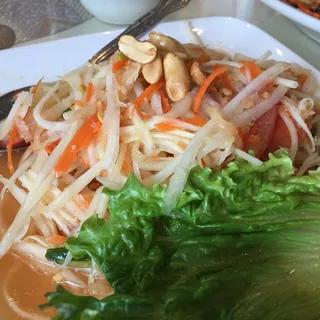 S8. Green Papaya Salad