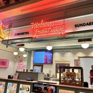 The ordering counter